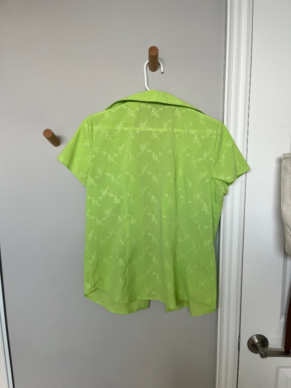 Short Sleeve button down - Picture 2 of 2